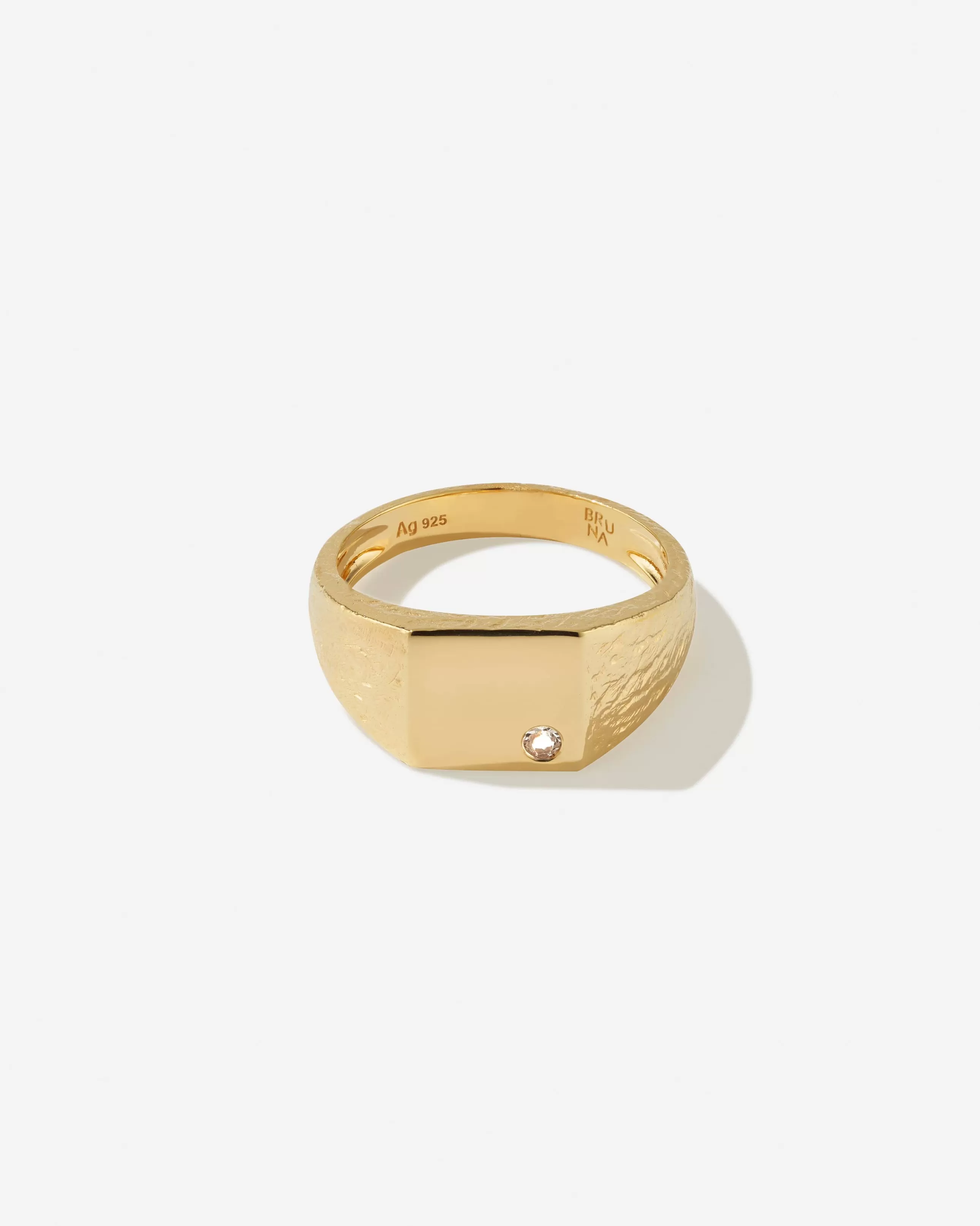 Shop BRUNA The Label Cannes Pinky Ring Or vermeil 18ct et pierres